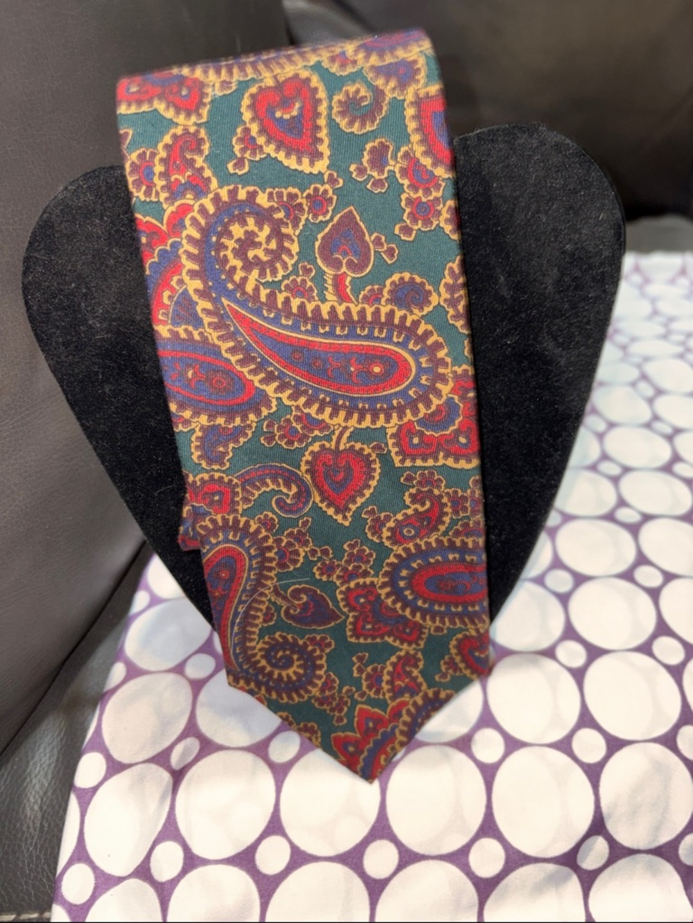 Boston Traders Green Paisley Silk Tie with Red and Gold Motif